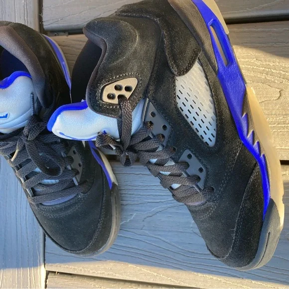 Jordan’s - Picture 4 of 12